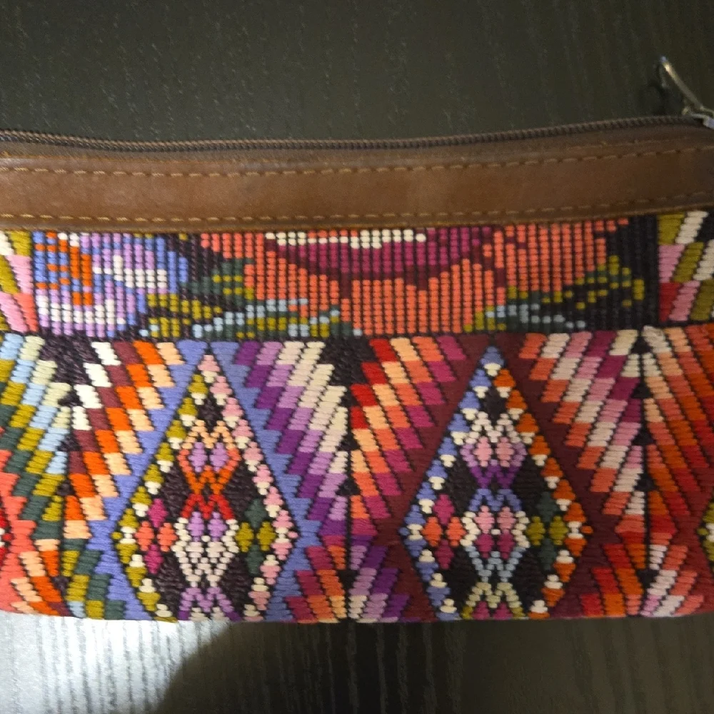 Nena & Co. Embroidered Multicolor Geometric Wristlet